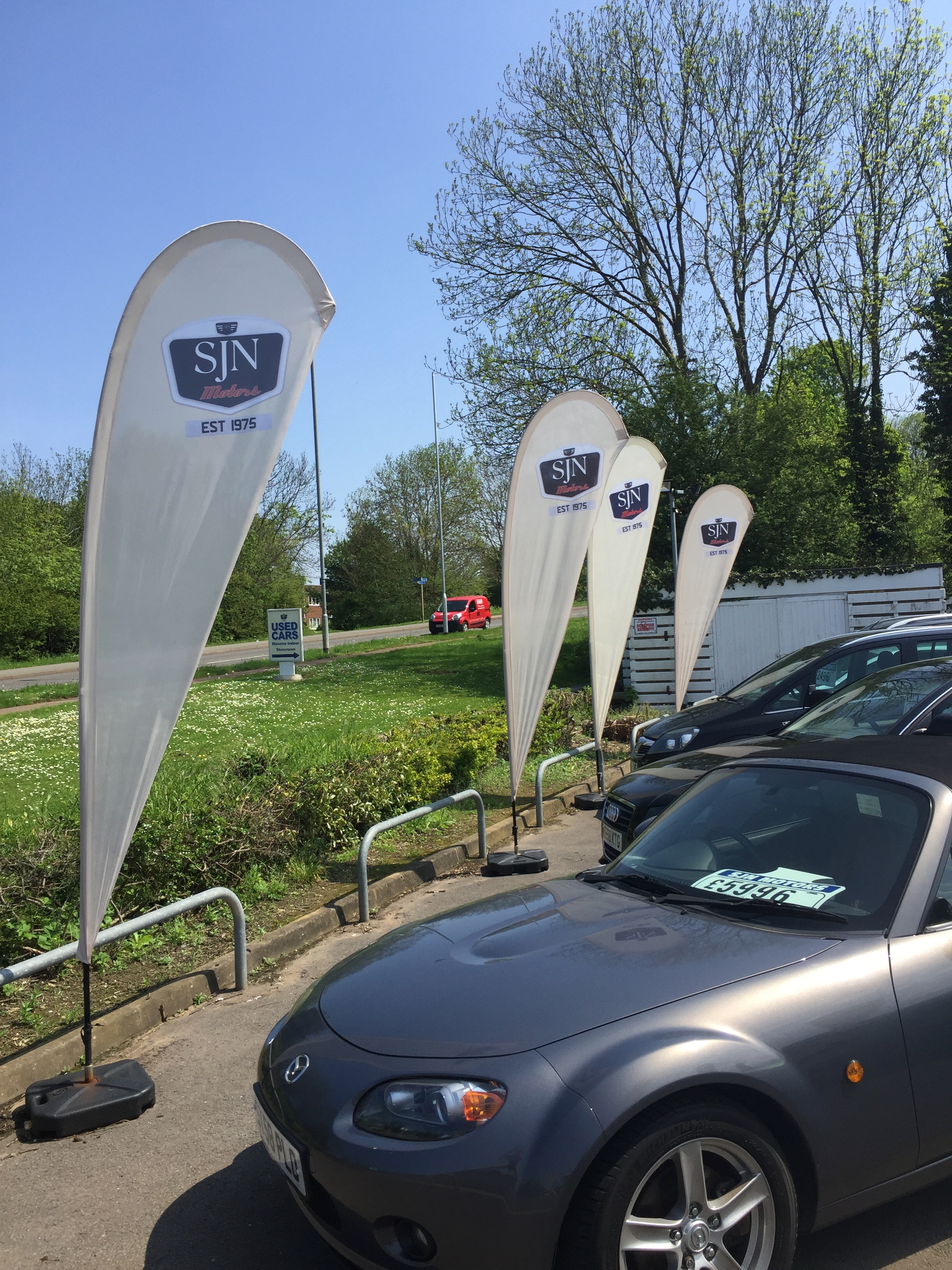 Promotional Banners & Flags Sign Logic