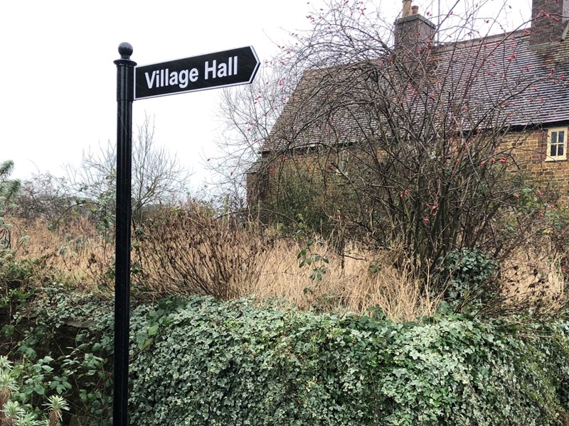 Custom Wayfinding Signs | Made in the UK | Sign Logic